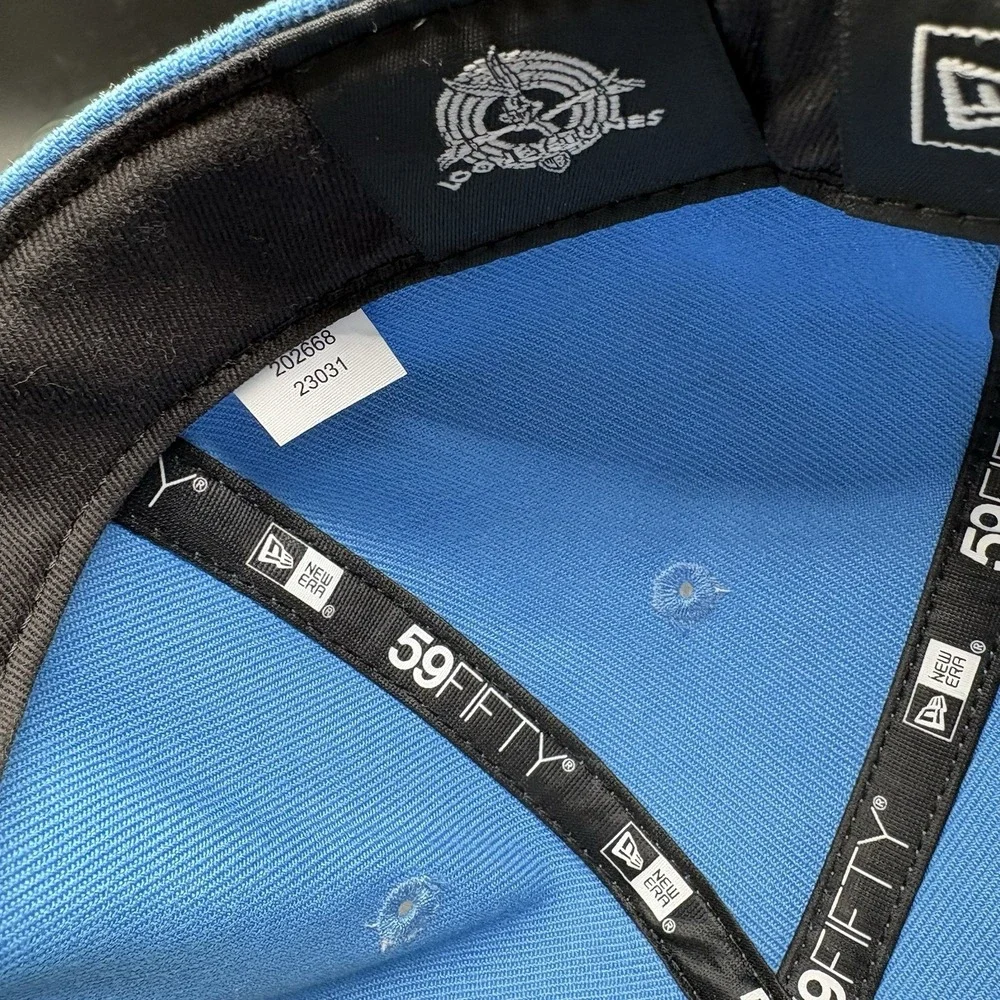 New Era‎ 59FIFTY Looney Tunes Porky Pig Fitted Hat 7 7/8 Blue Red Cap